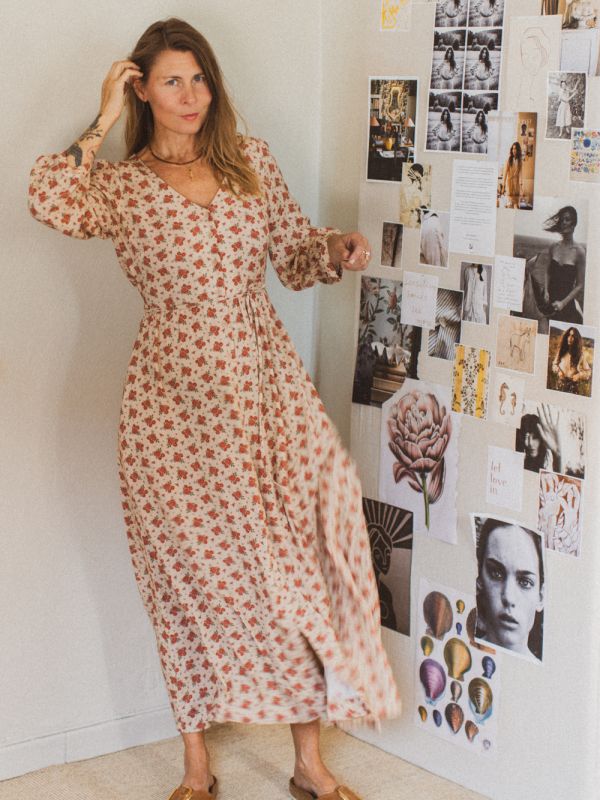 Elsa Dress Winter Bloom Beige